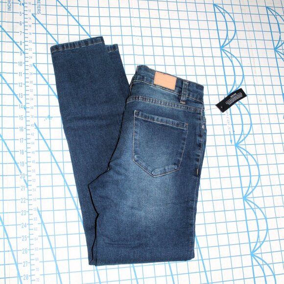NWT TAHARI Amelia Rayon Denim Button Fly Skinny Jeans 6/28 Mid Rise Ankle - Picture 8 of 8